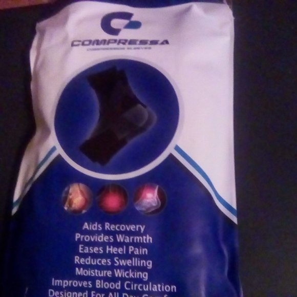 Compressa 🧦 Socks - Picture 2 of 4